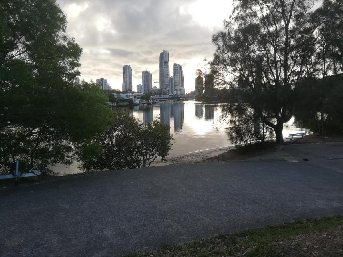 Chevron Island Jewel 2 Gold Coast Exterior photo